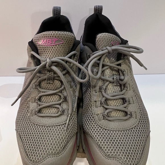 MBT Fitness/Hiker Gray and Pink Mesh Sneakers - Picture 1 of 2